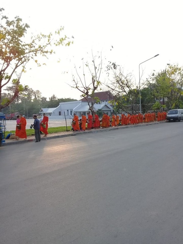 Alms giving near Pongkham